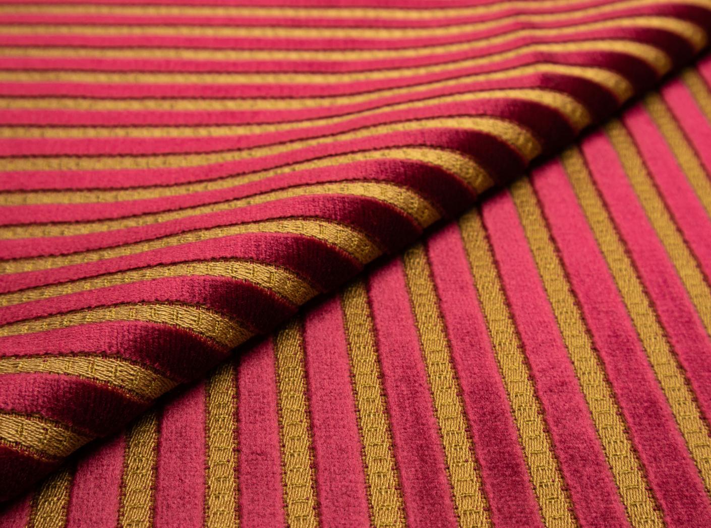 Mööblikangas Noblesse 1 punane Mööblikangas Noblesse 1 punane