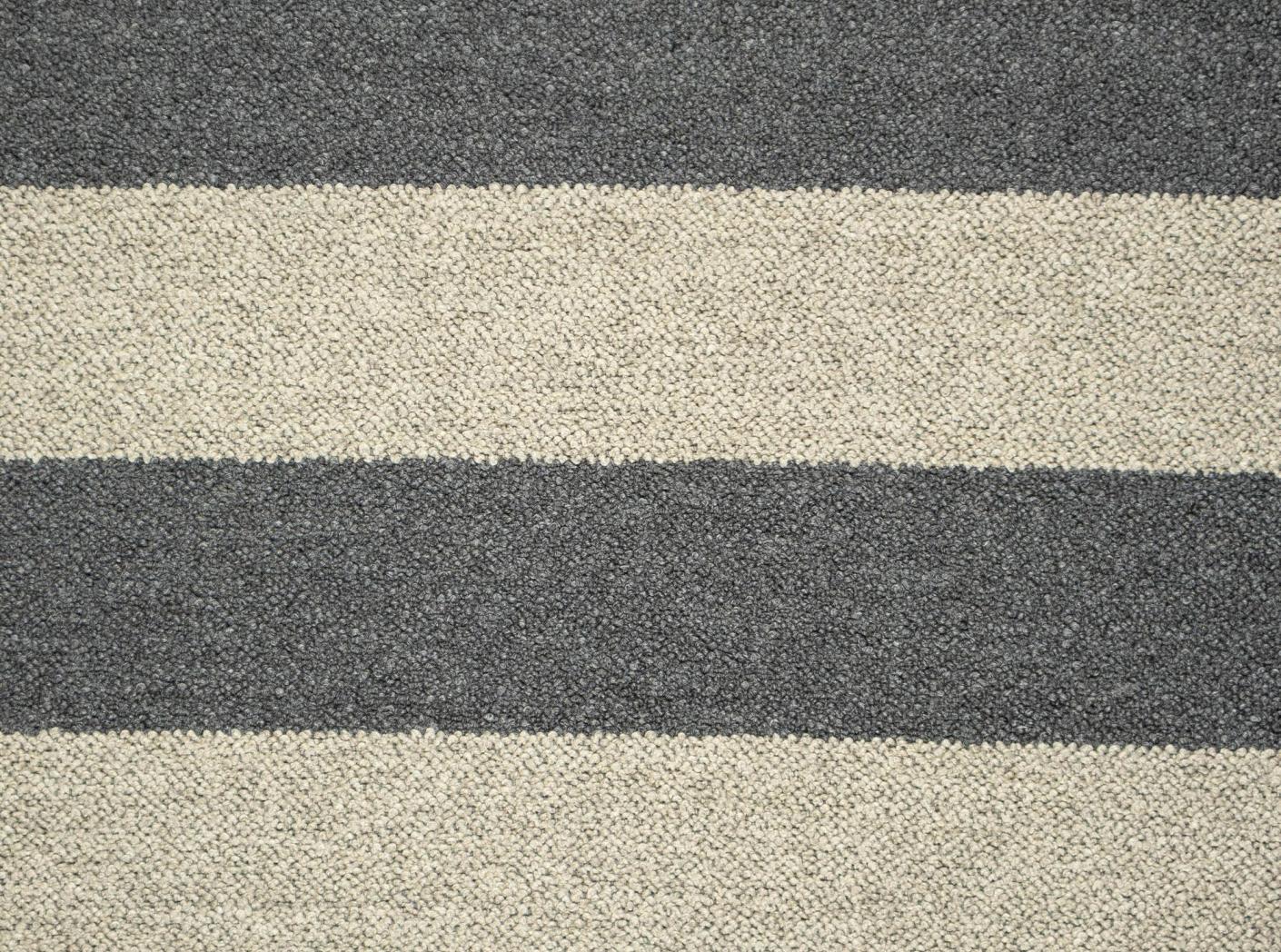 Mööblikangas Barnum Stripe 19 Sand/Anthracit Mööblikangas Barnum Stripe 19 Sand/Anthracit