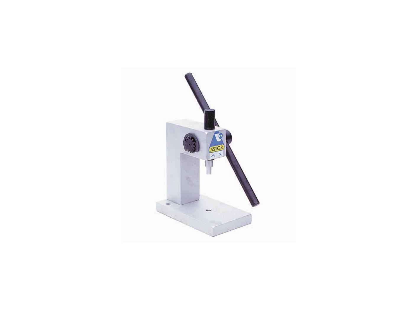 Nööbimasin A5 Nööbimasin A5