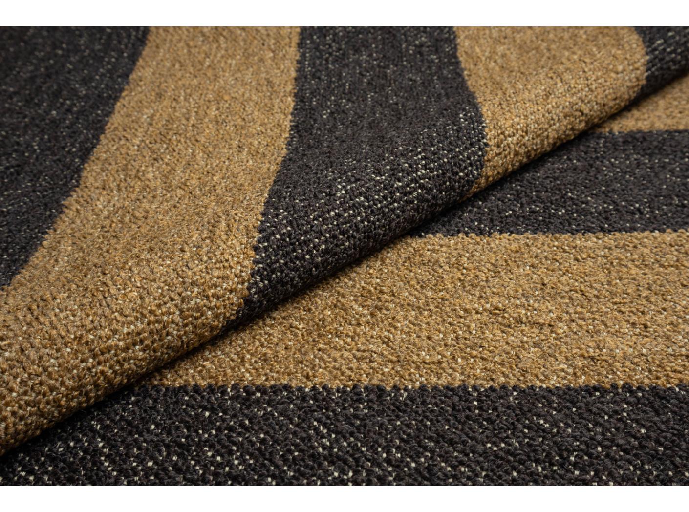 Mööblikangas Barnum Stripe 35 Fudge/Shale Mööblikangas Barnum Stripe 35 Fudge/Shale