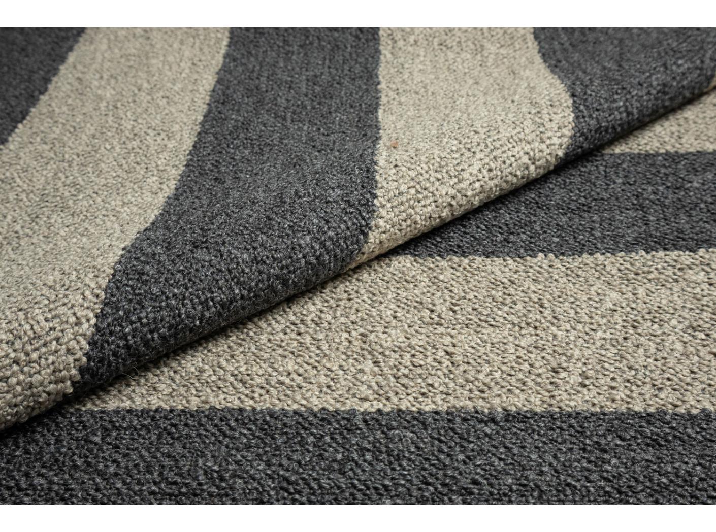 Mööblikangas Barnum Stripe 19 Sand/Anthracit Mööblikangas Barnum Stripe 19 Sand/Anthracit