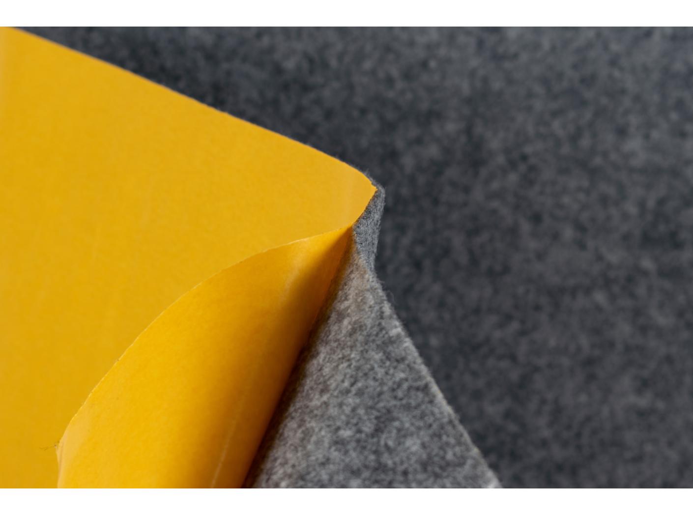 Viltmatt, 133 cm, 360g, helehall, liimiga Viltmatt, 133 cm, 360g, helehall, liimiga