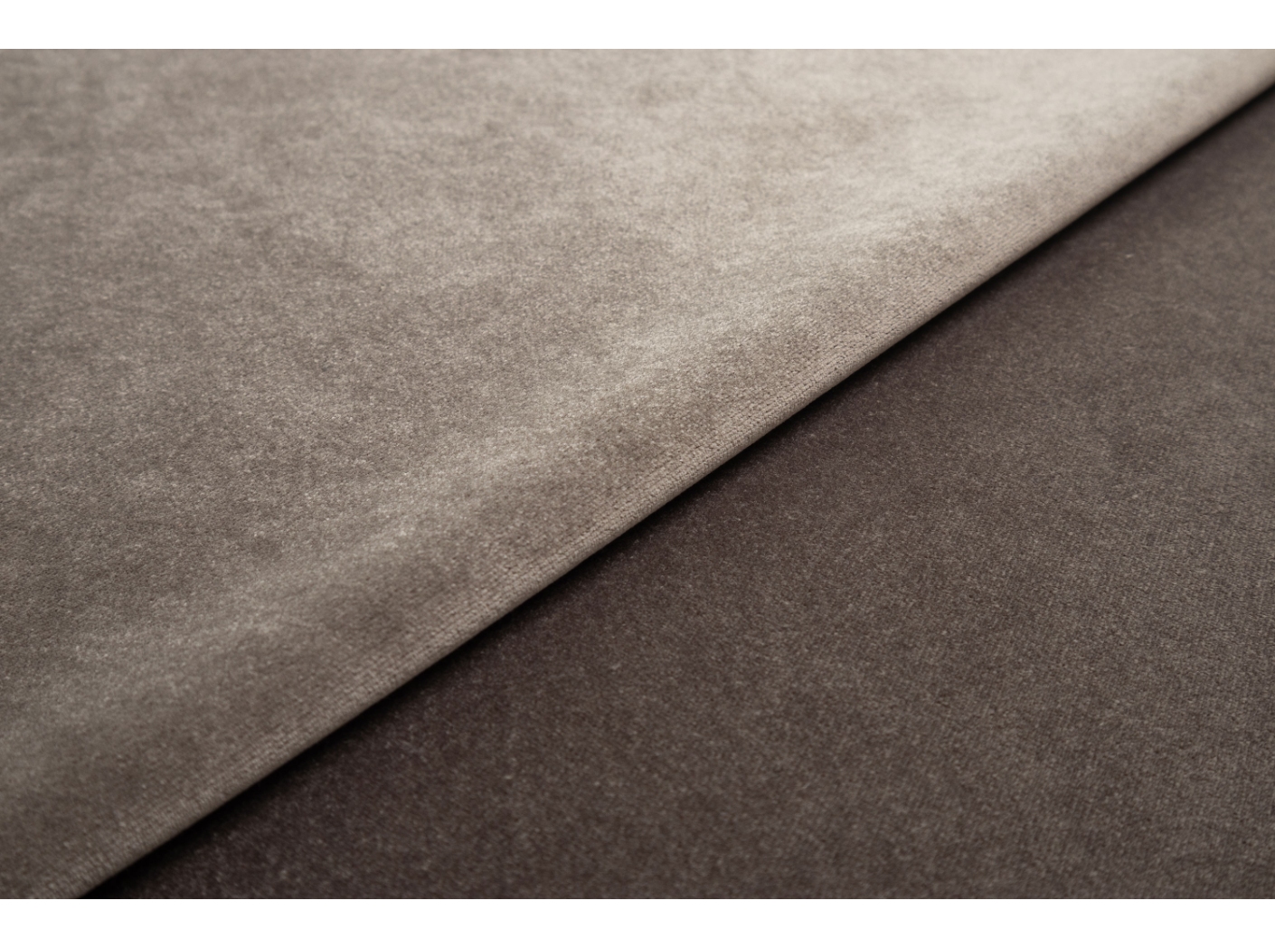 Mööblikangas Grand Lazio Velvet 00V4 Warm grey Mööblikangas Grand Lazio Velvet 00V4 Warm grey