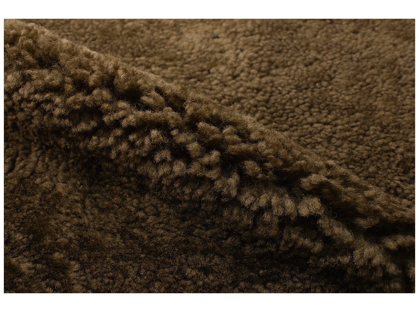 Lambanahk Canberra OEKO-TEX Olive Green Lambanahk Canberra OEKO-TEX Olive Green