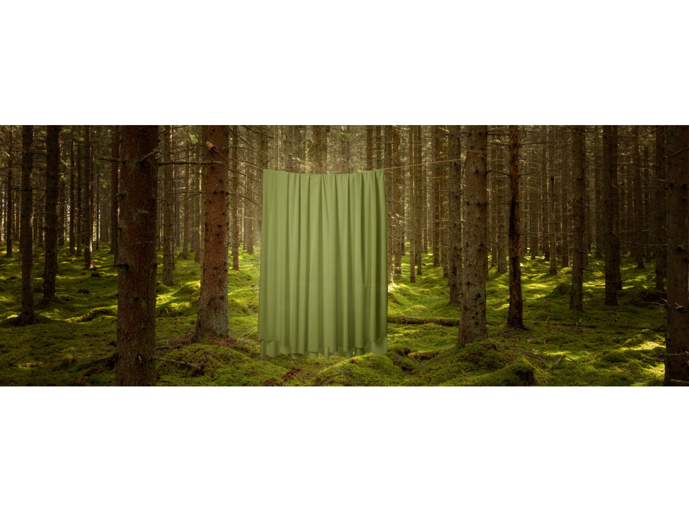 Kardin Roma Velvet FR 49 Goosberry 300 cm Kardin Roma Velvet FR 49 Goosberry 300 cm