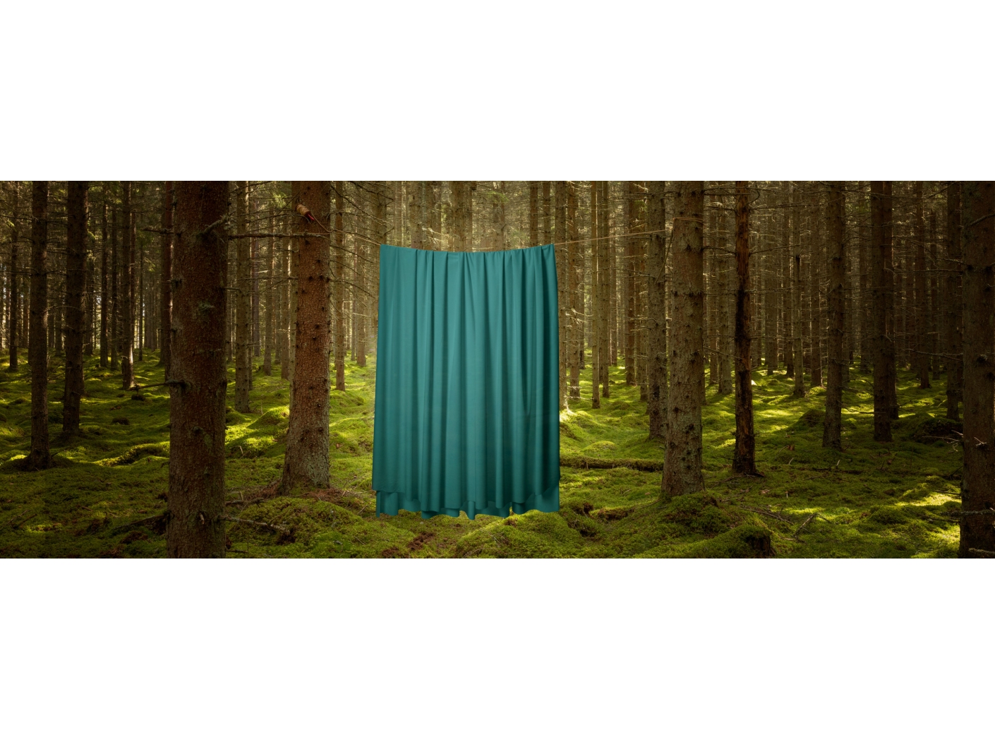 Kardin Roma Velvet FR 51 Peacock 300 cm Kardin Roma Velvet FR 51 Peacock 300 cm