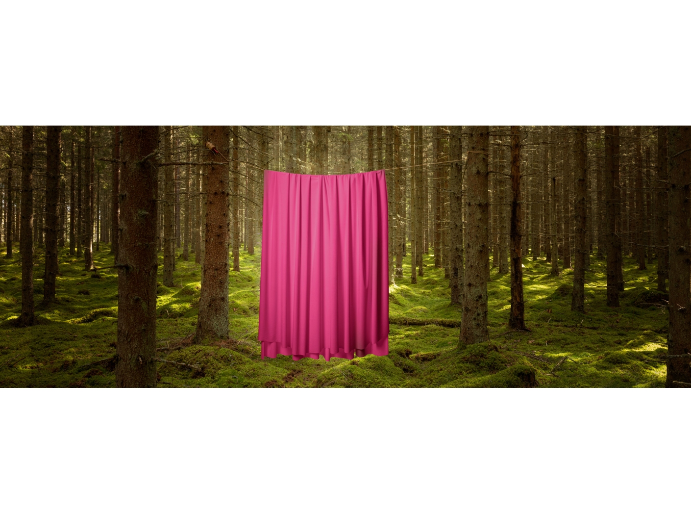 Kardin Roma Velvet FR 26 Cherry 300 cm Kardin Roma Velvet FR 26 Cherry 300 cm
