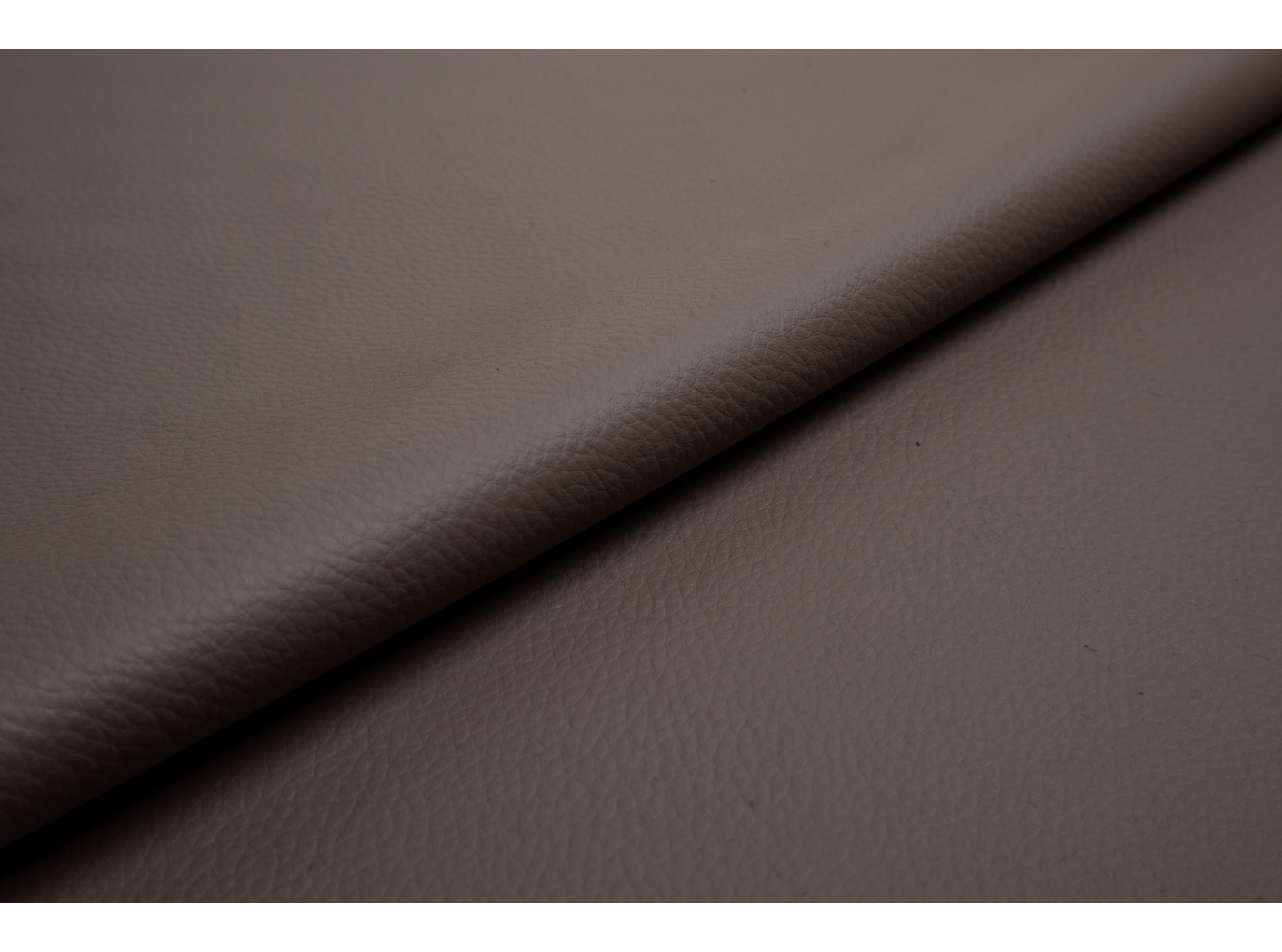 Kunstnahk Illusion Full grain PU 47124 Caribou Kunstnahk Illusion Full grain PU 47124 Caribou