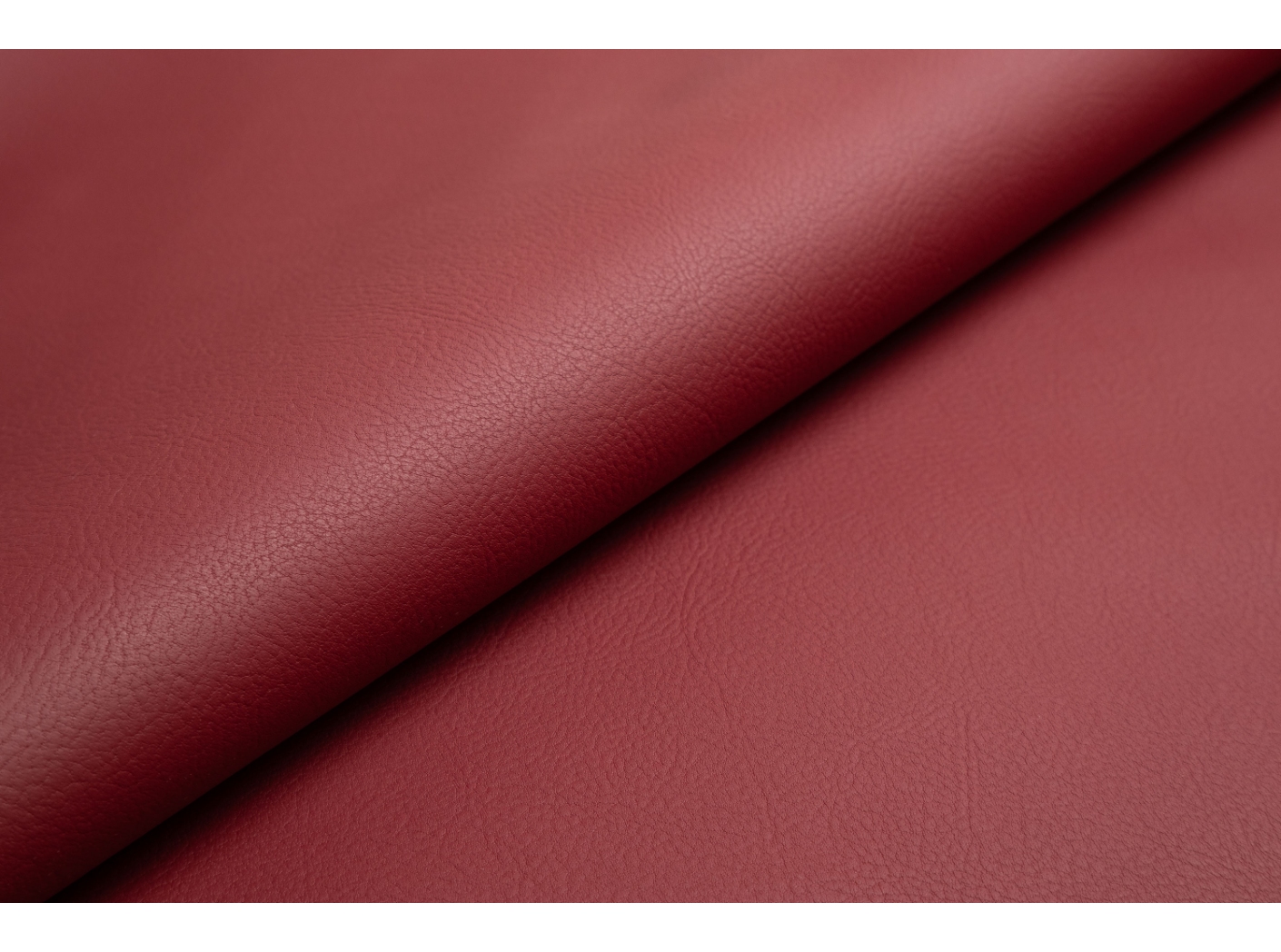 Kunstnahk Pallas 023846 Cherry Kunstnahk Pallas 023846 Cherry