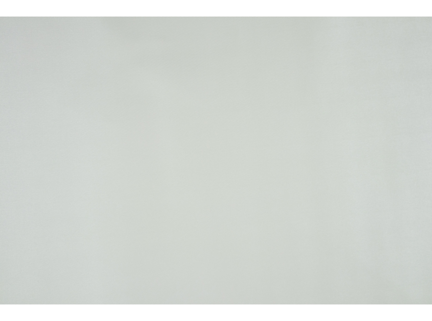 Kunstnahk Nyx 900 White metal Kunstnahk Nyx 900 White metal