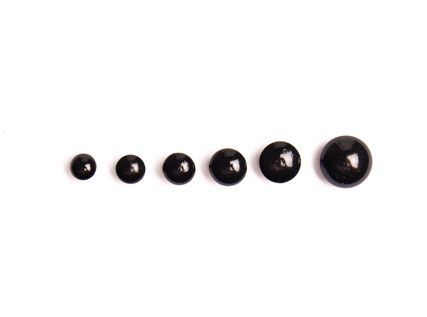 Dekoratiivnael Svart Z1507, Ø 14,0 mm 500st/fp Dekoratiivnael Svart Z1507, Ø 14,0 mm 500st/fp