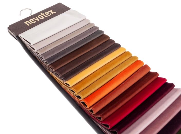 NÄIDIS Megan NÄIDIS Megan